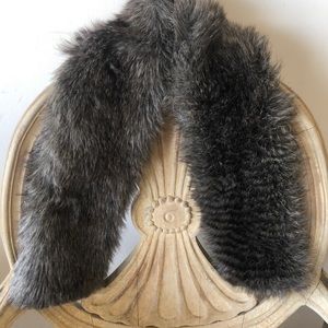 Barneys New York Elegant FAUX FUR Neck Warmer W/2 Slits To Adjust Neck Comfort